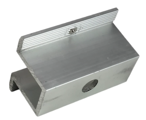 Klema środkowa z pinami uziemiającymi surowa